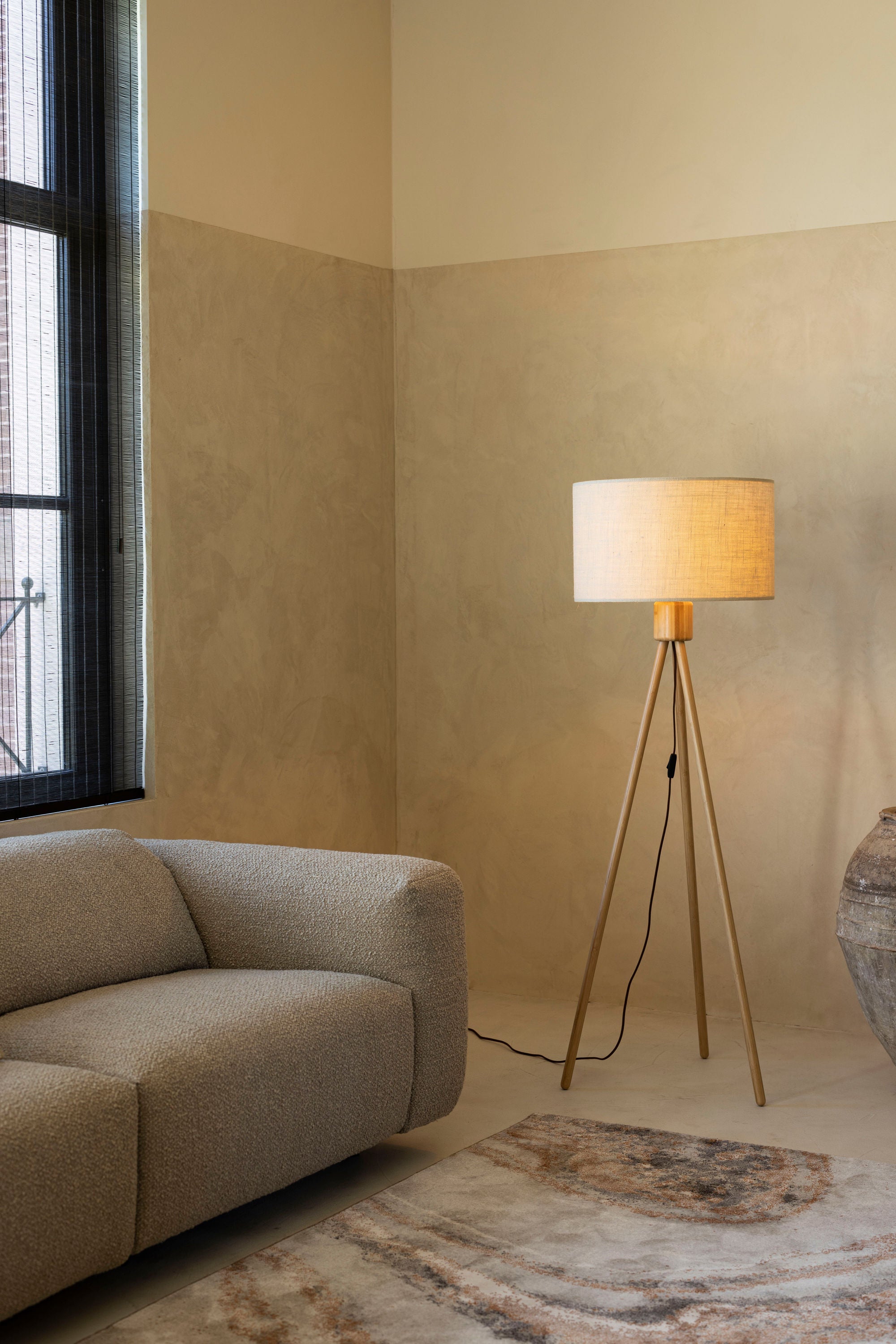 Zuiver Fan Bamboo Tripod Floor Lamp